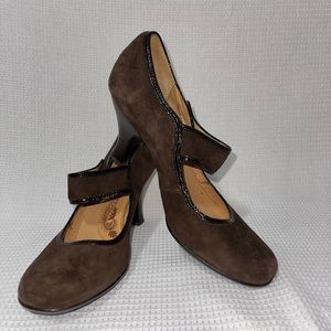 Sofft Carma Chocolate Brown Suede and Leather Mary Jane Pump Heel Size 9.5